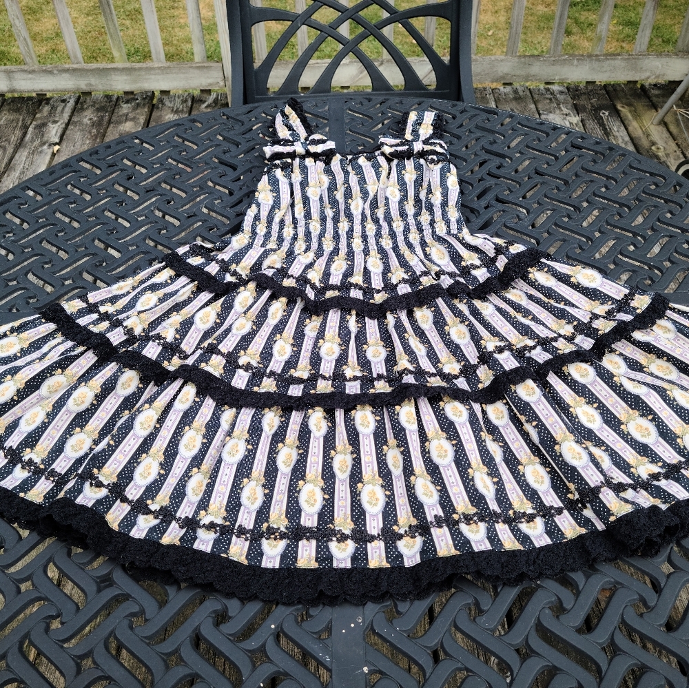 Lolita Dress w/Bonnet